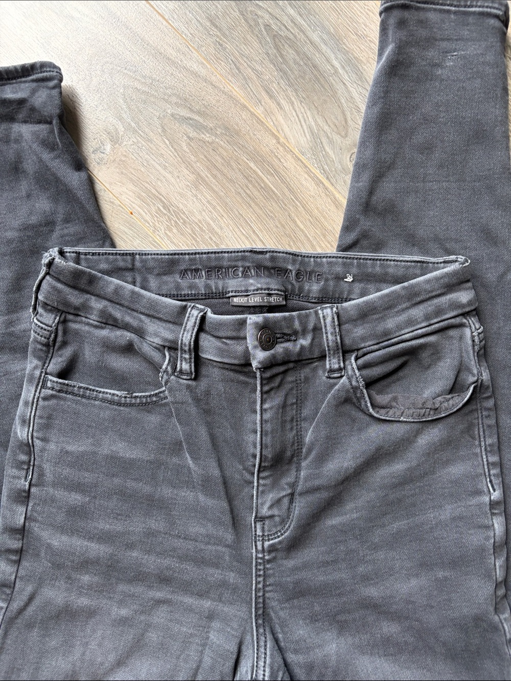 American Eagle Outfitters Black Skinny Jeans - Picture 3 of 8